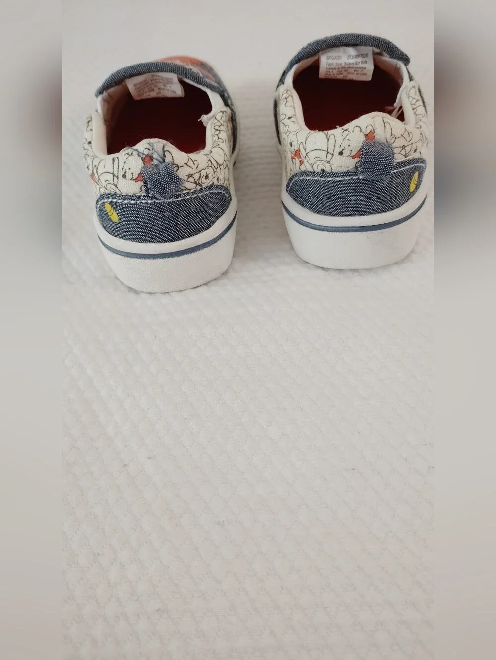 Toddler SZ 4 Disney Baby Winnie the Pooh Classic Baby Slip-on Shoes .